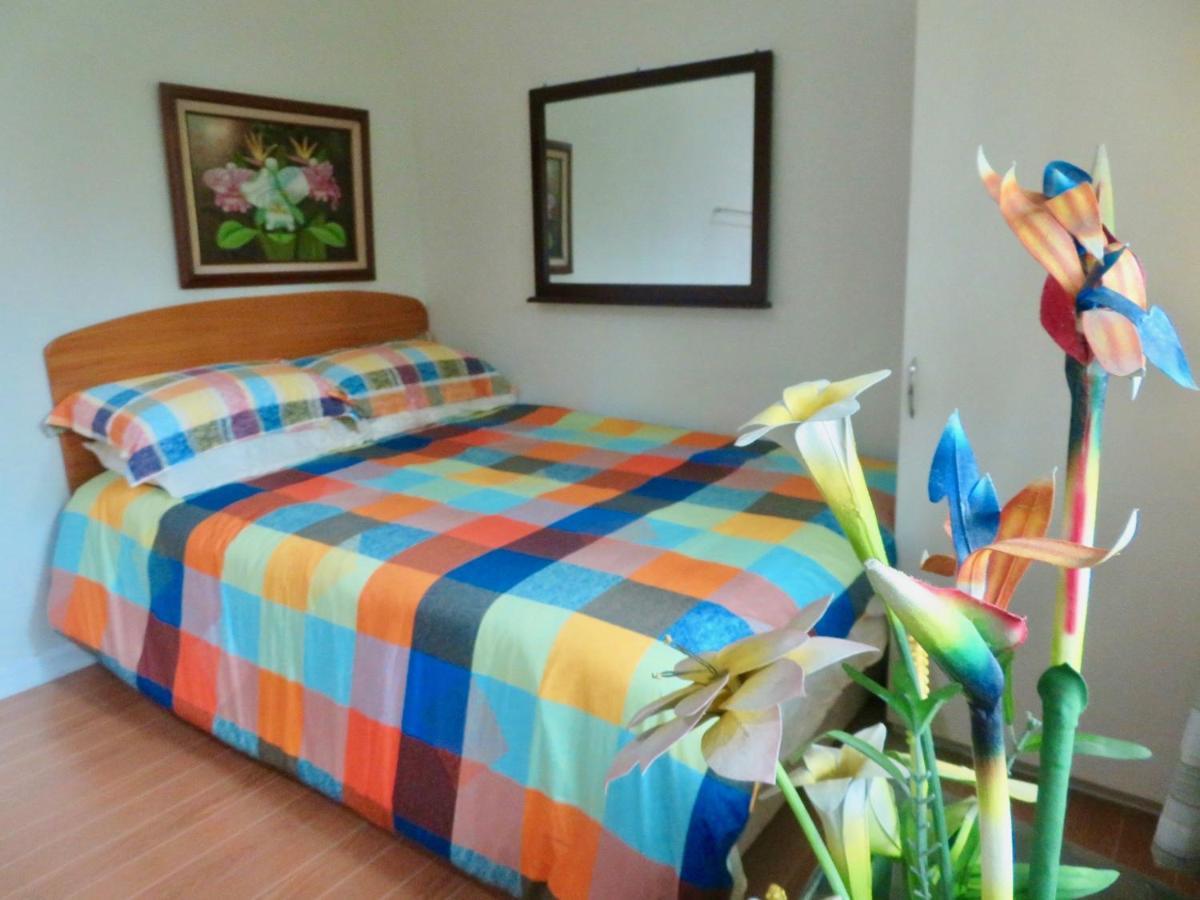 All Care Bed And Breakfast Tagaytay City Eksteriør billede